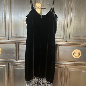 Dana Buchman Luxe Black Velvet Dress